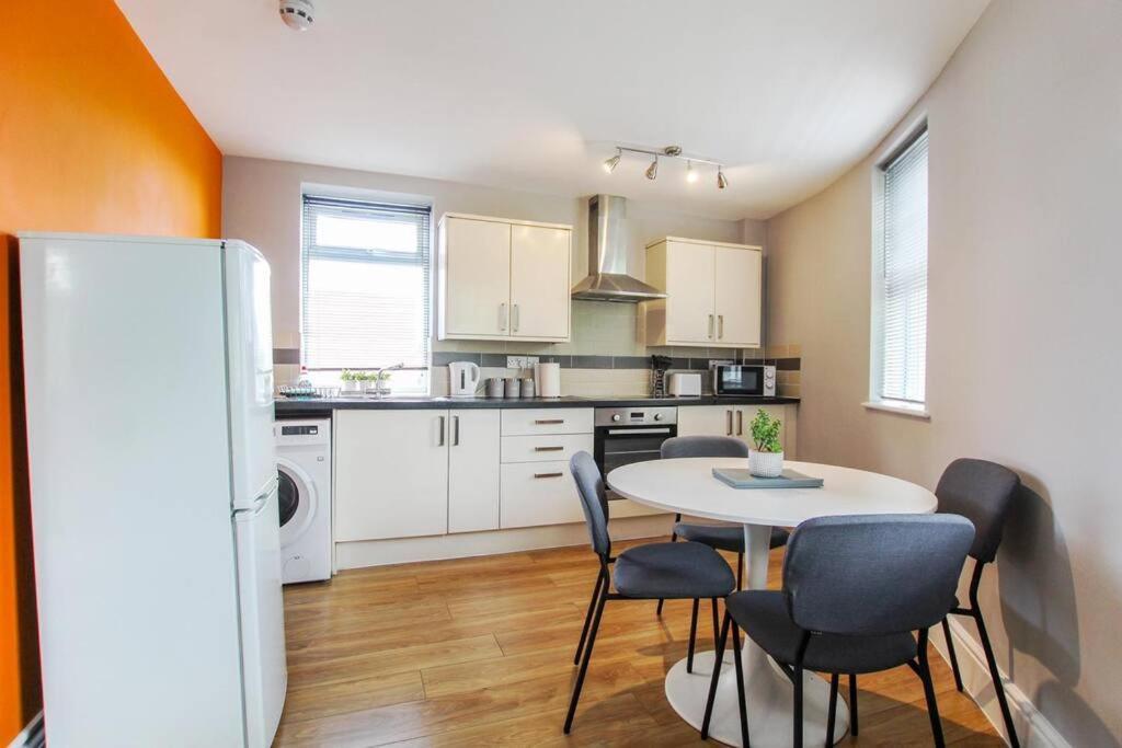 Primeee Location! - Modern Central Apartment Бристоль Екстер'єр фото